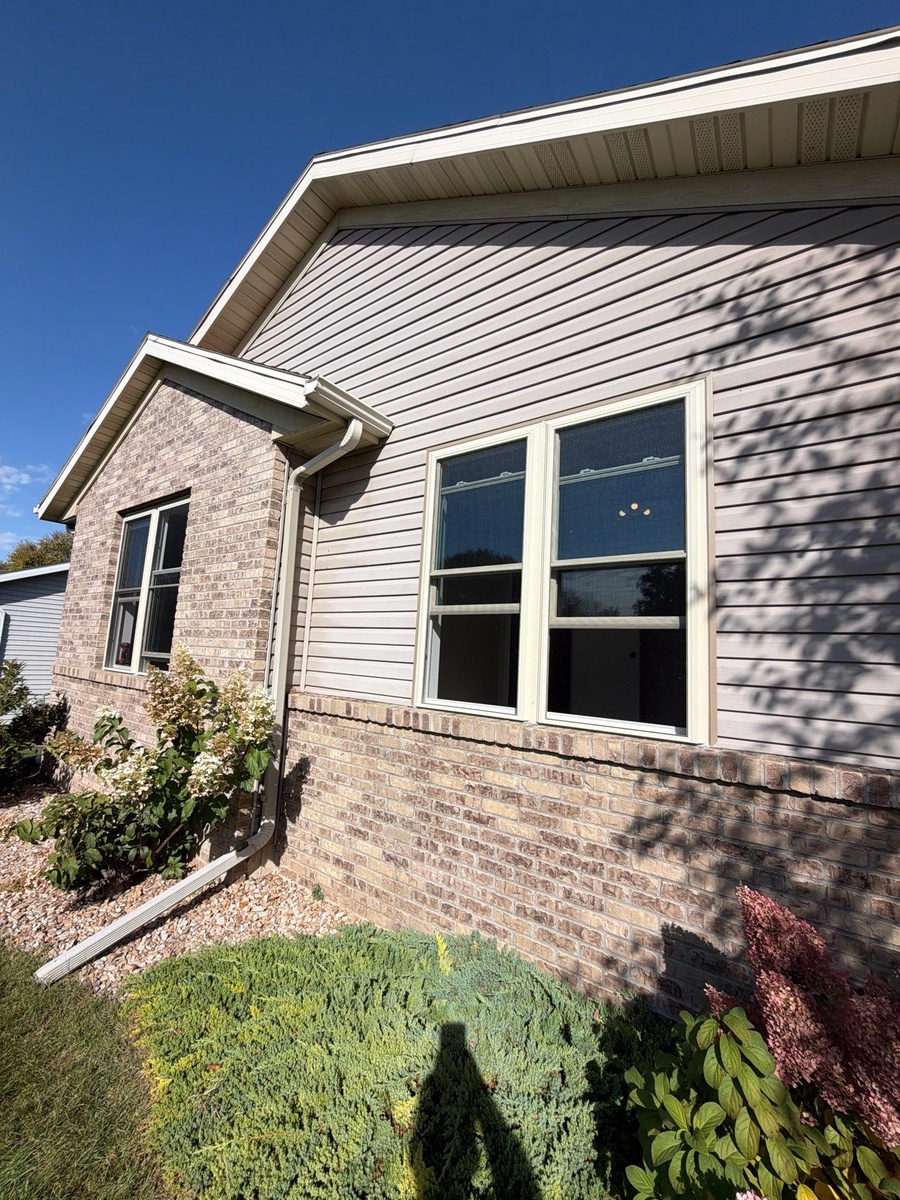 102 Dell Avenue , La Crescent, MN, US