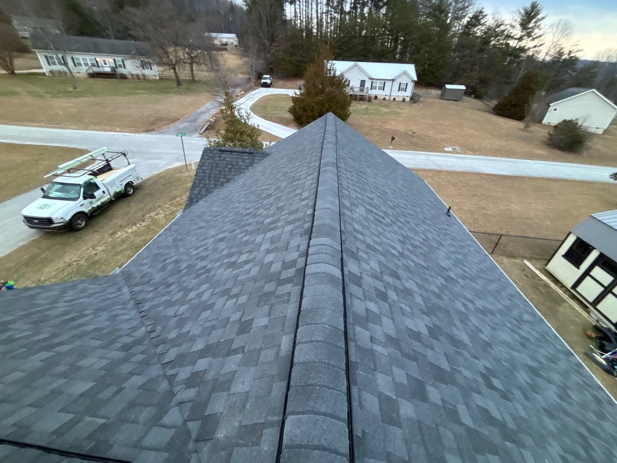 15 Nobies Way , Hendersonville, NC, US