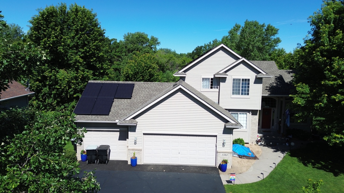 1583 Stoneybrook Drive , Lino Lakes, MN, US