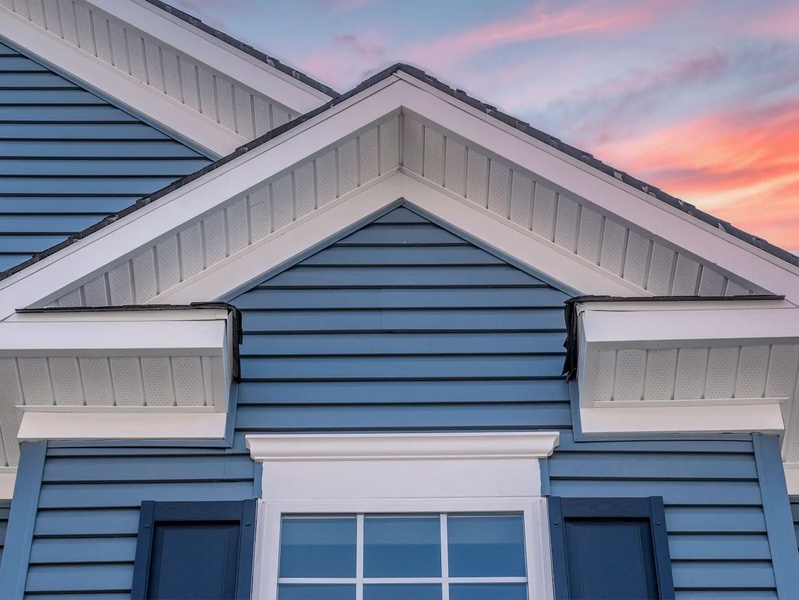 Bartlett Contracting, LLC — Siding Installation