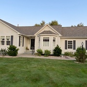34 Blossom Court , South Kingstown, RI, US