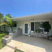 1040 Starling Avenue , Miami Springs, FL, US