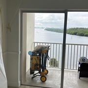 300 Bay View Drive apt 604 , Sunny Isles Beach, FL, US