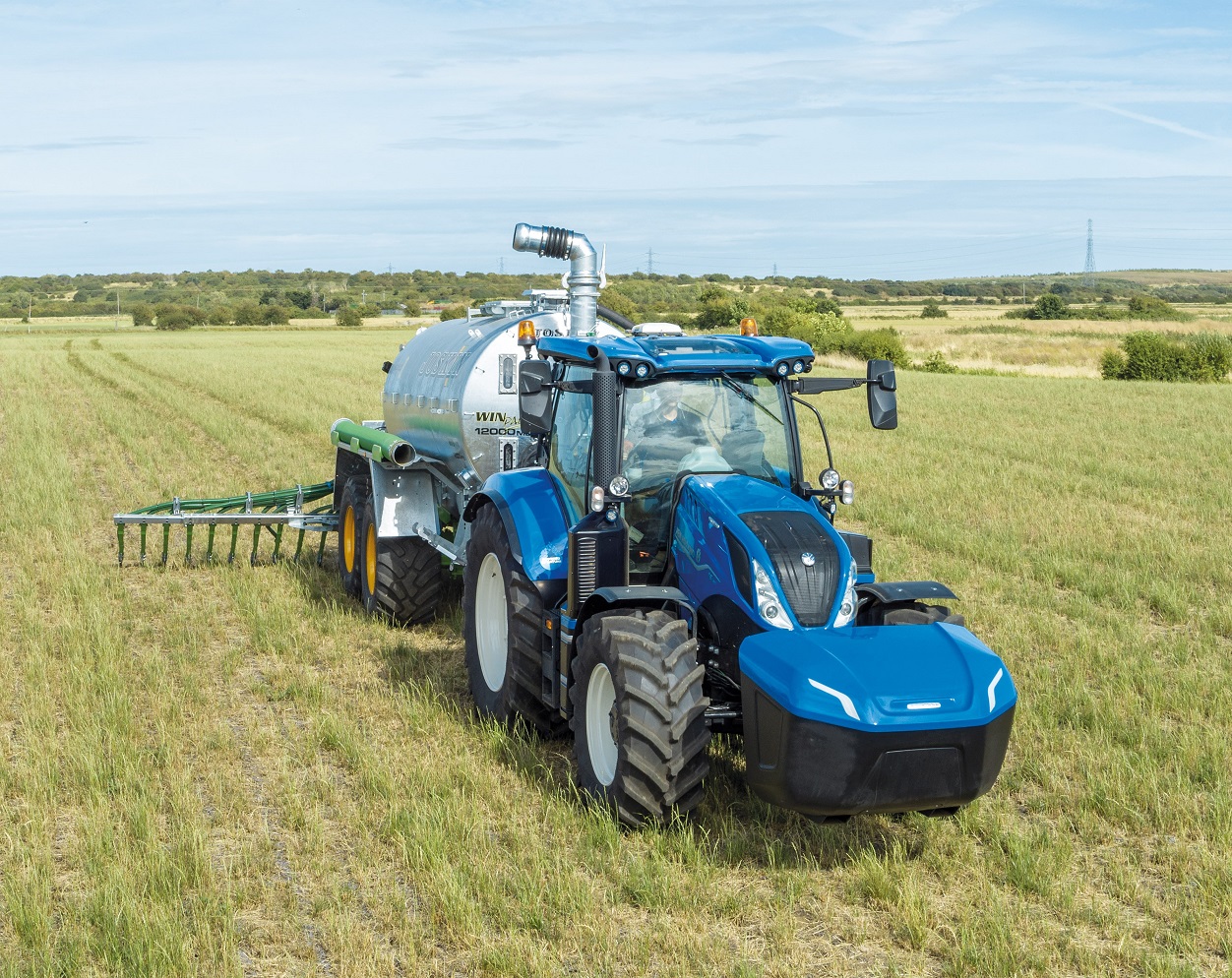 T6 Methane Power New Holland Sustainable Tractor of the Year EIMA