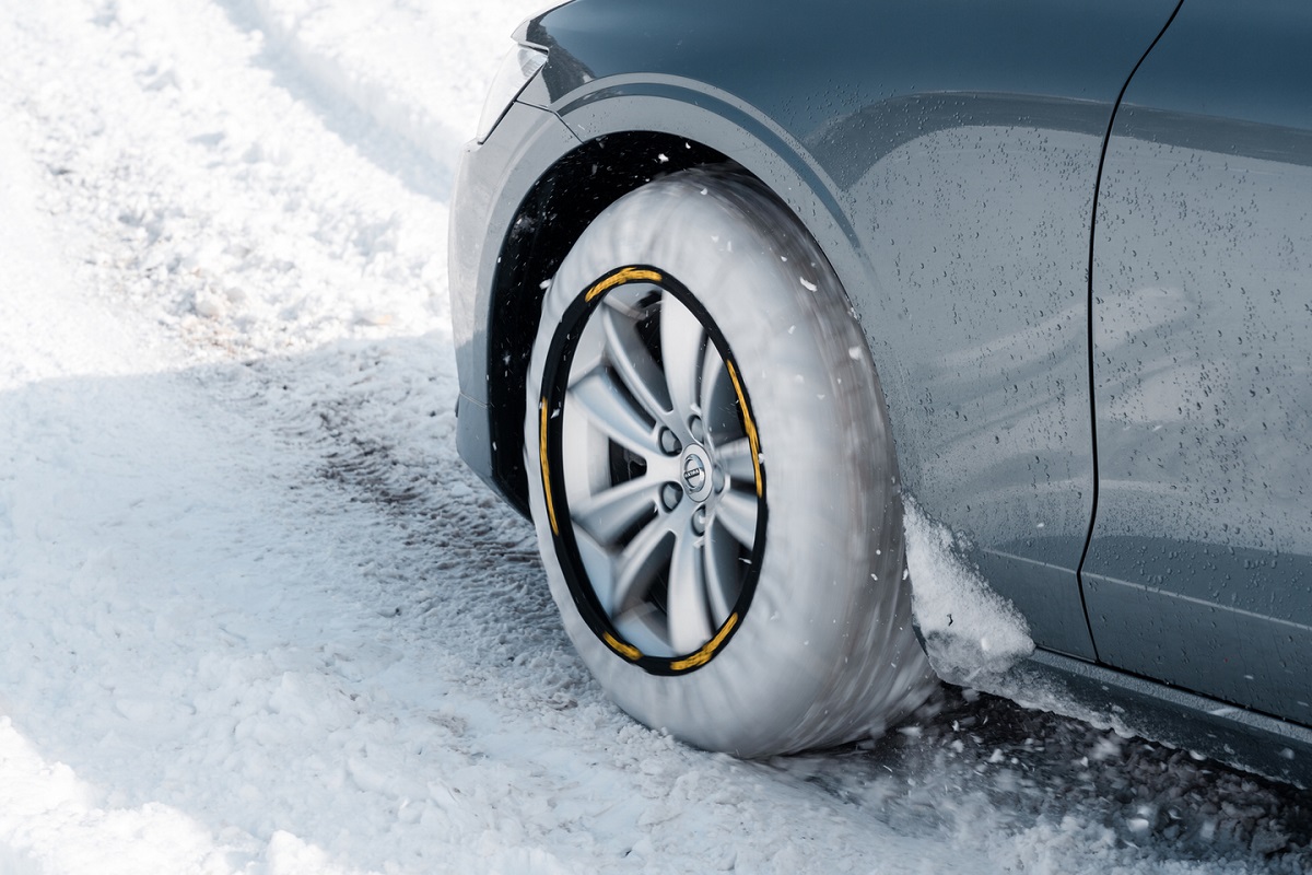 CATENE DA NEVE PER AUTO PEWAG SNOX TOTALMENTE AUTOMATICHE GR 560