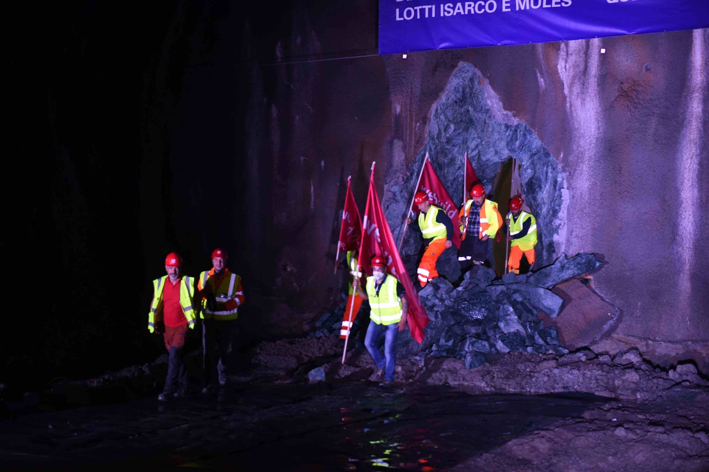Collegati I Due Lotti Della Galleria Di Base Del Brennero Nel Tunnel 
