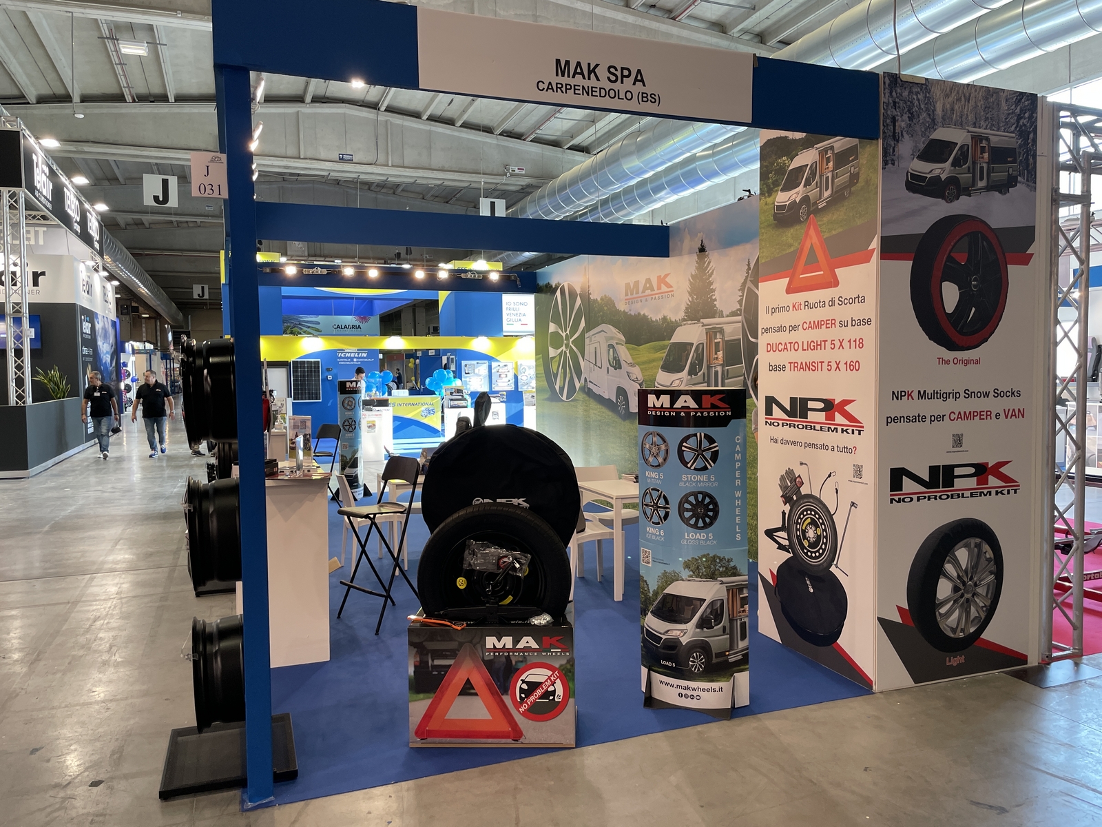 MAK presenta le calze da neve NPK Multigrip 