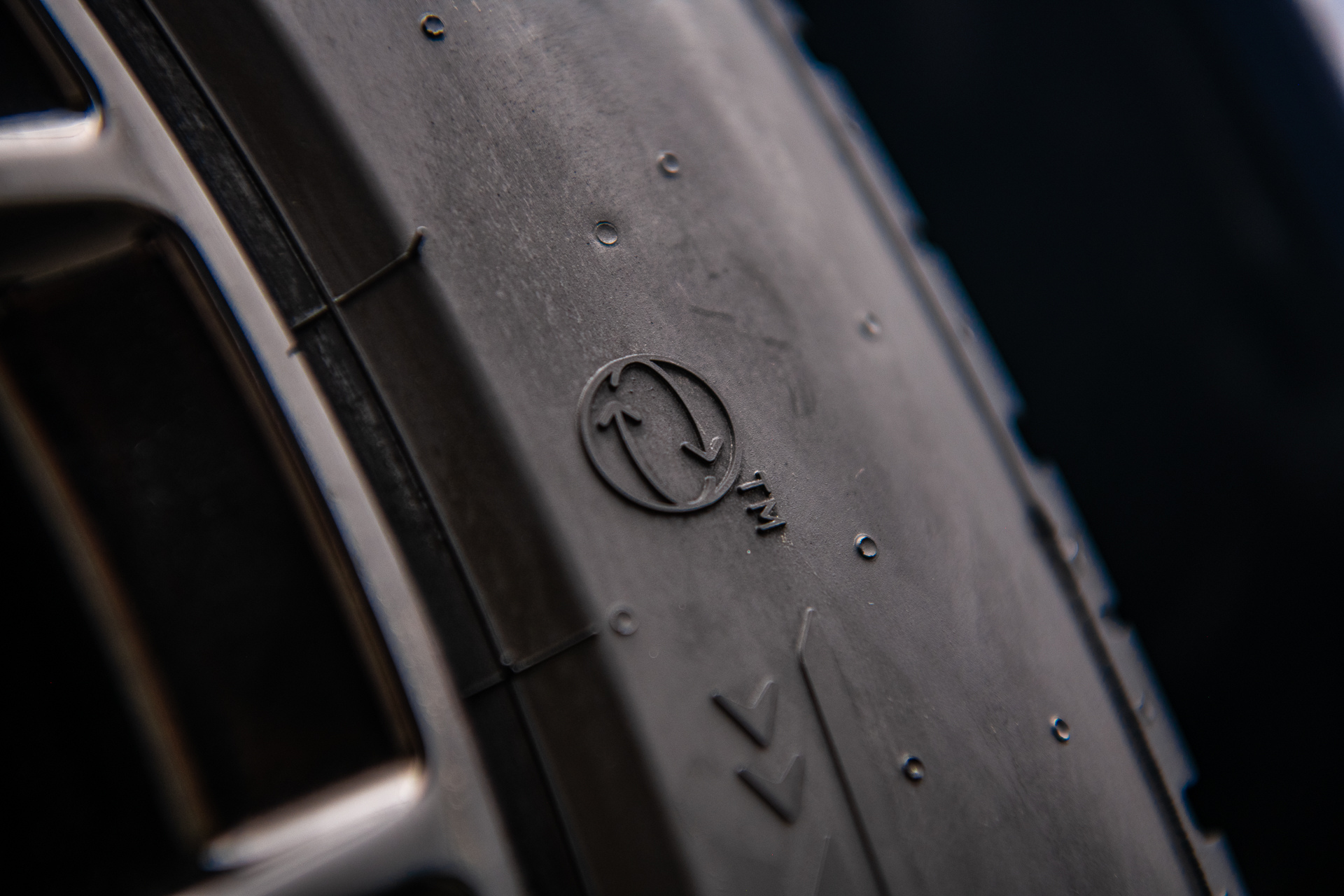 Pirelli crea un logo per identificare i pneumatici con almeno il 50% di materiali sostenibili