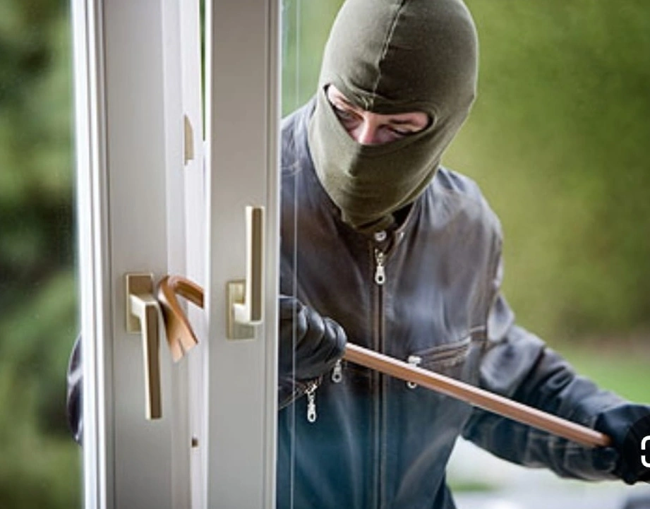 שירותי פריצה