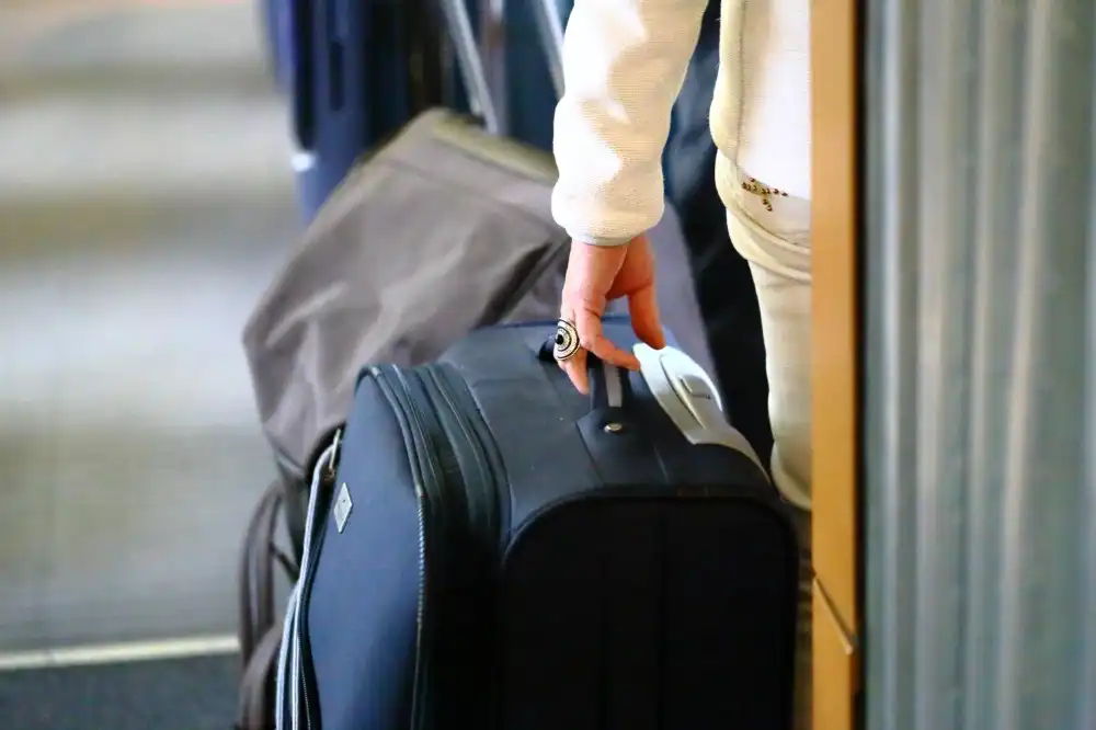 פיתוח, ייצור וייבוא תיקים ומזוודות איכותיים | Bulldozer