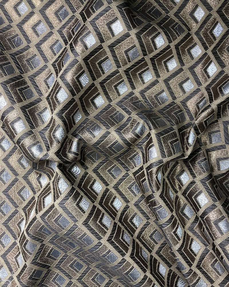 ז׳קארד דגם משובץ