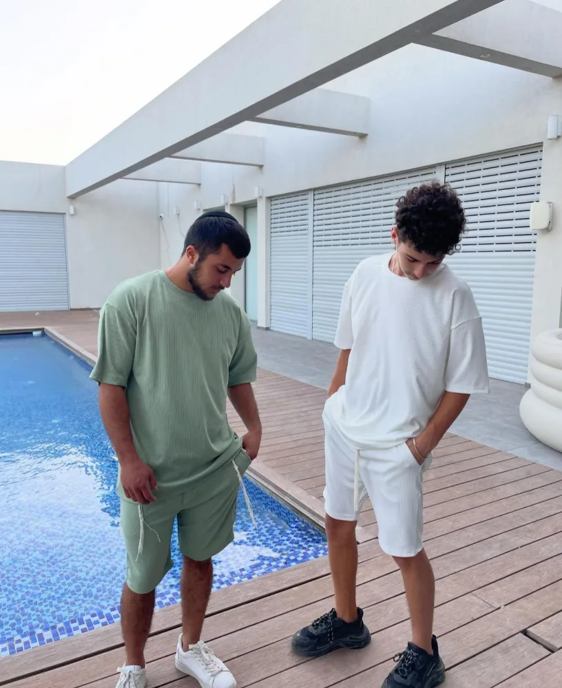 מכנסיים קצרים