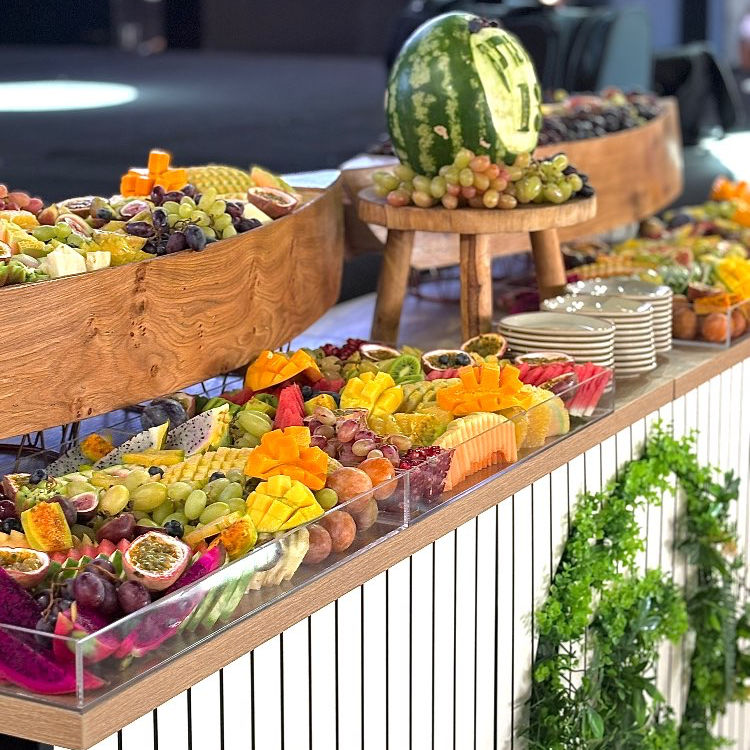 בר פירות מעוצב