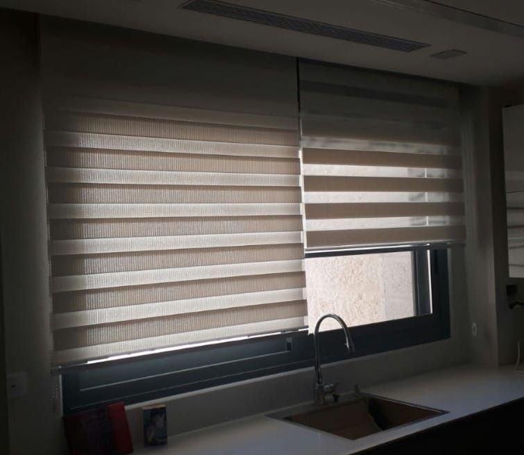 וילון זברה pvc (למטבח)