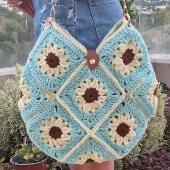 תיקים סרוגים בעבודת יד