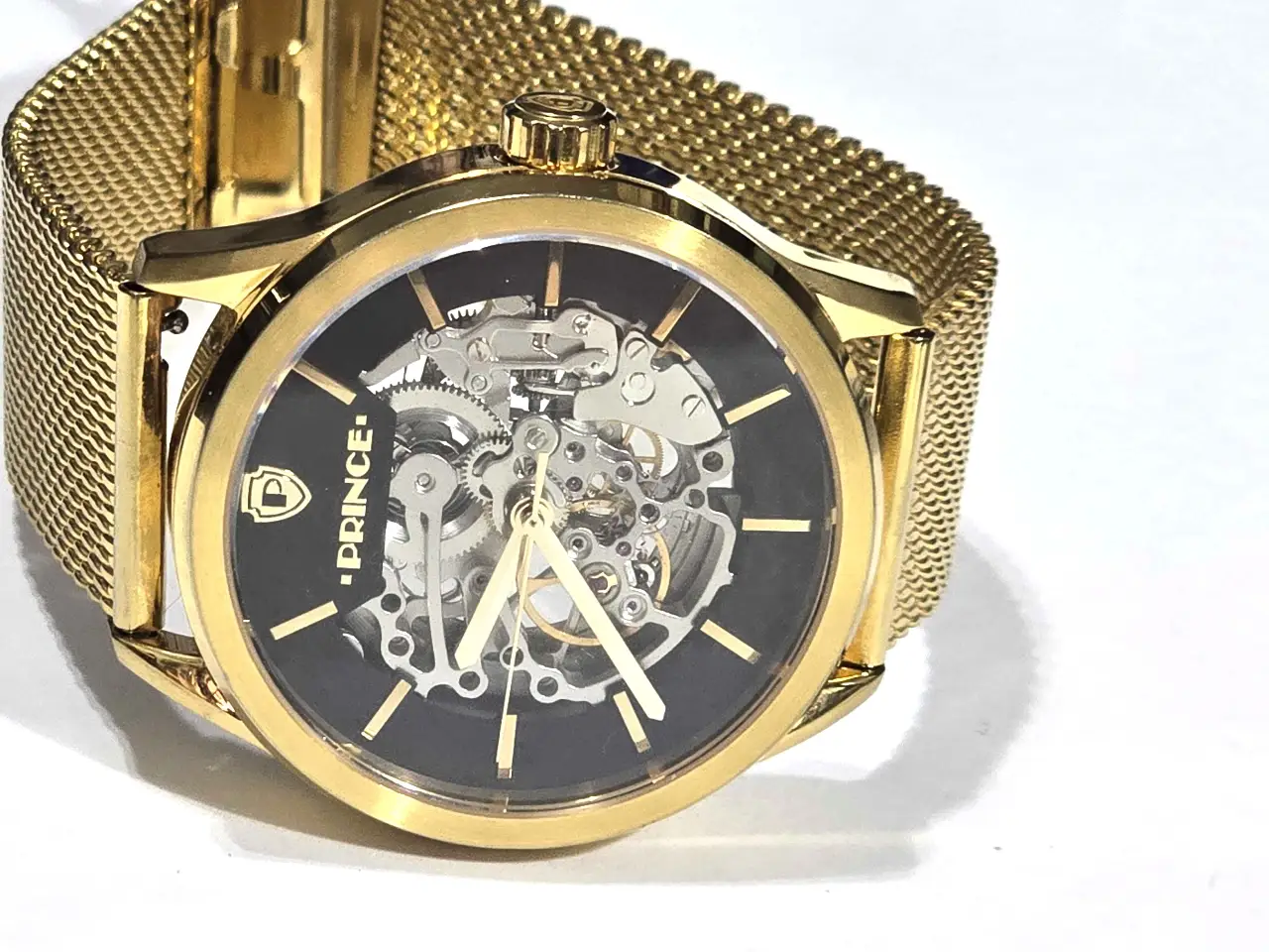 שעונים יד קיר שולחני ישן עתיק וחדש