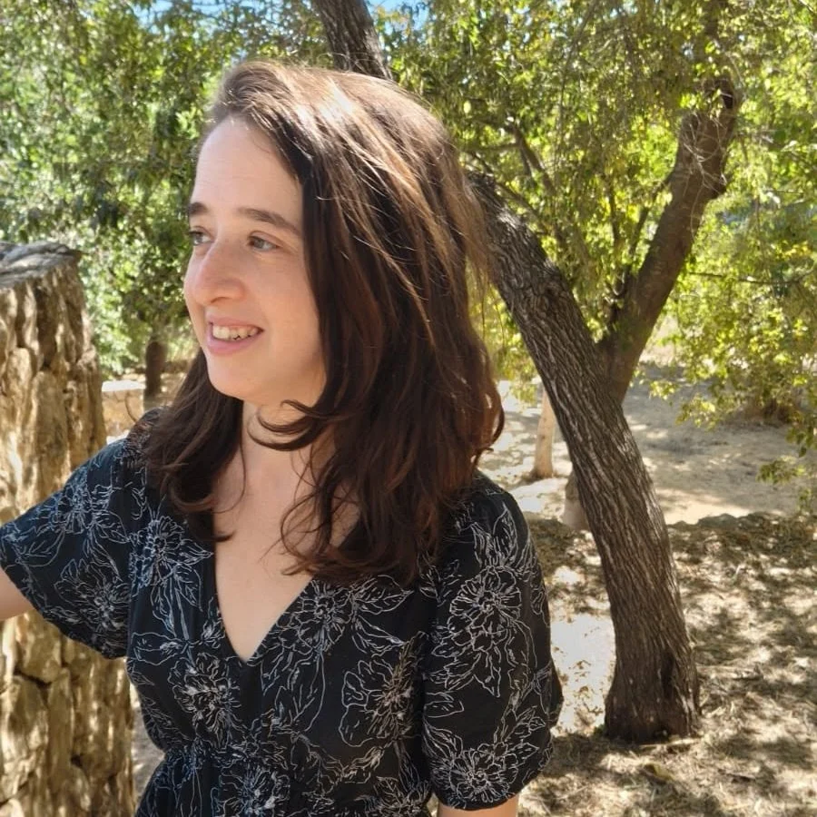 קצת עליי || הלל בר חיים