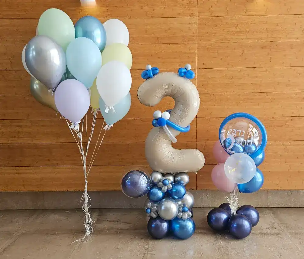 זר בלונים עם מספר