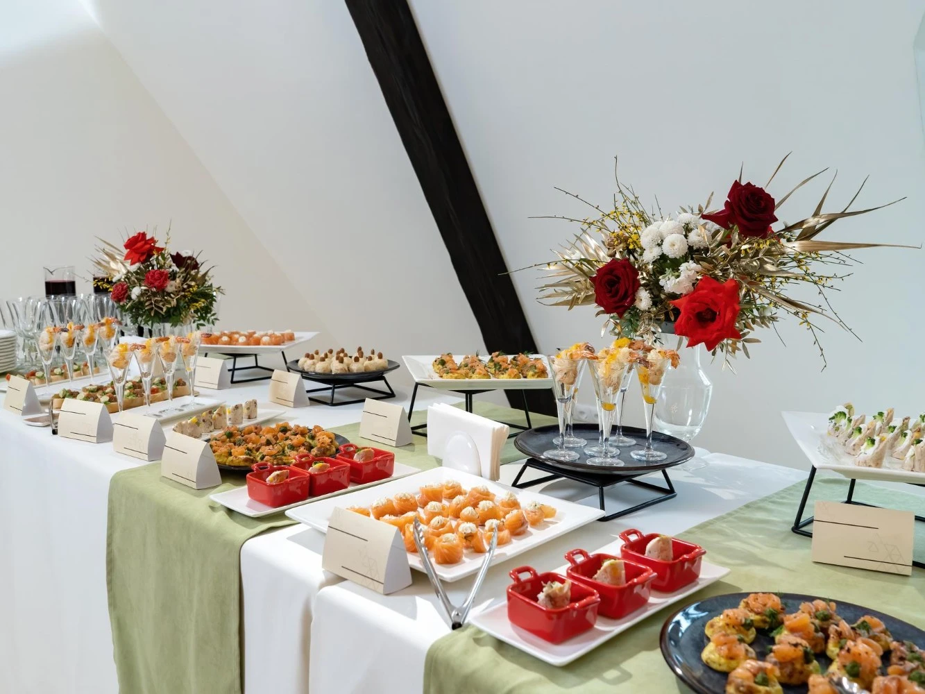 קצת עלינו || לירז הפקות