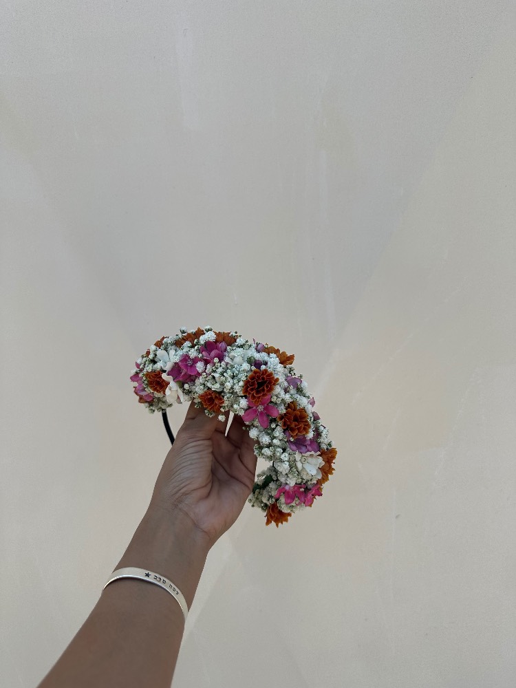 זר פרחים לראש