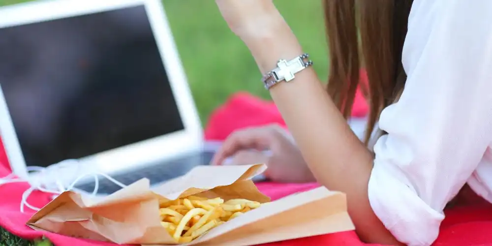 בלוג ומאמרים