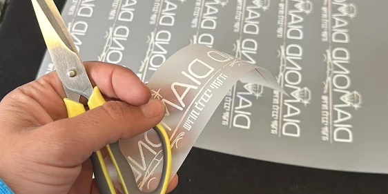 הדפסה על מדבקות ומגנטים