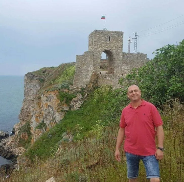 קצת עליי || יאיר ענק המזגנים