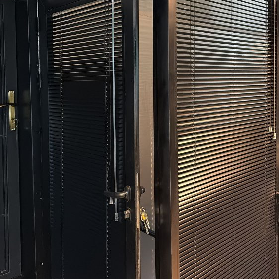 הצללה למשרדים