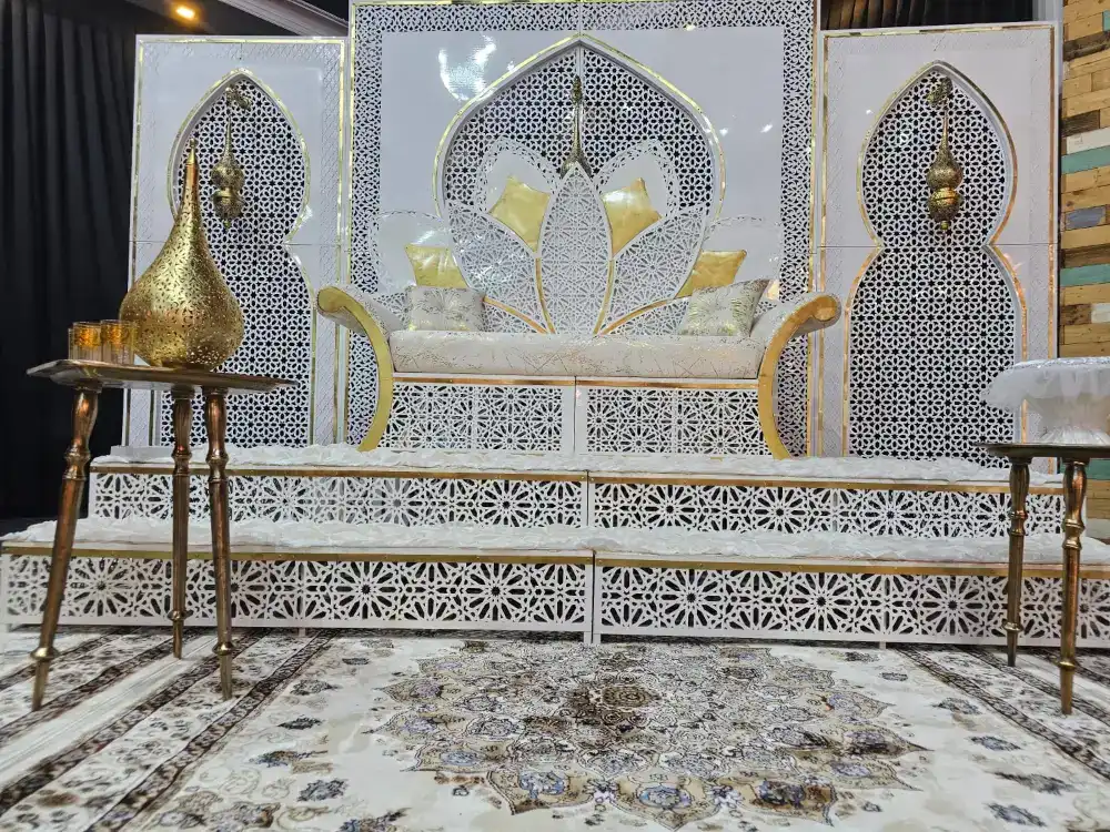 עמדת חינה מפוארת בגודל 2.80 על 6 מטר 