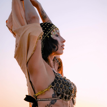 קצת עליי || Lady D