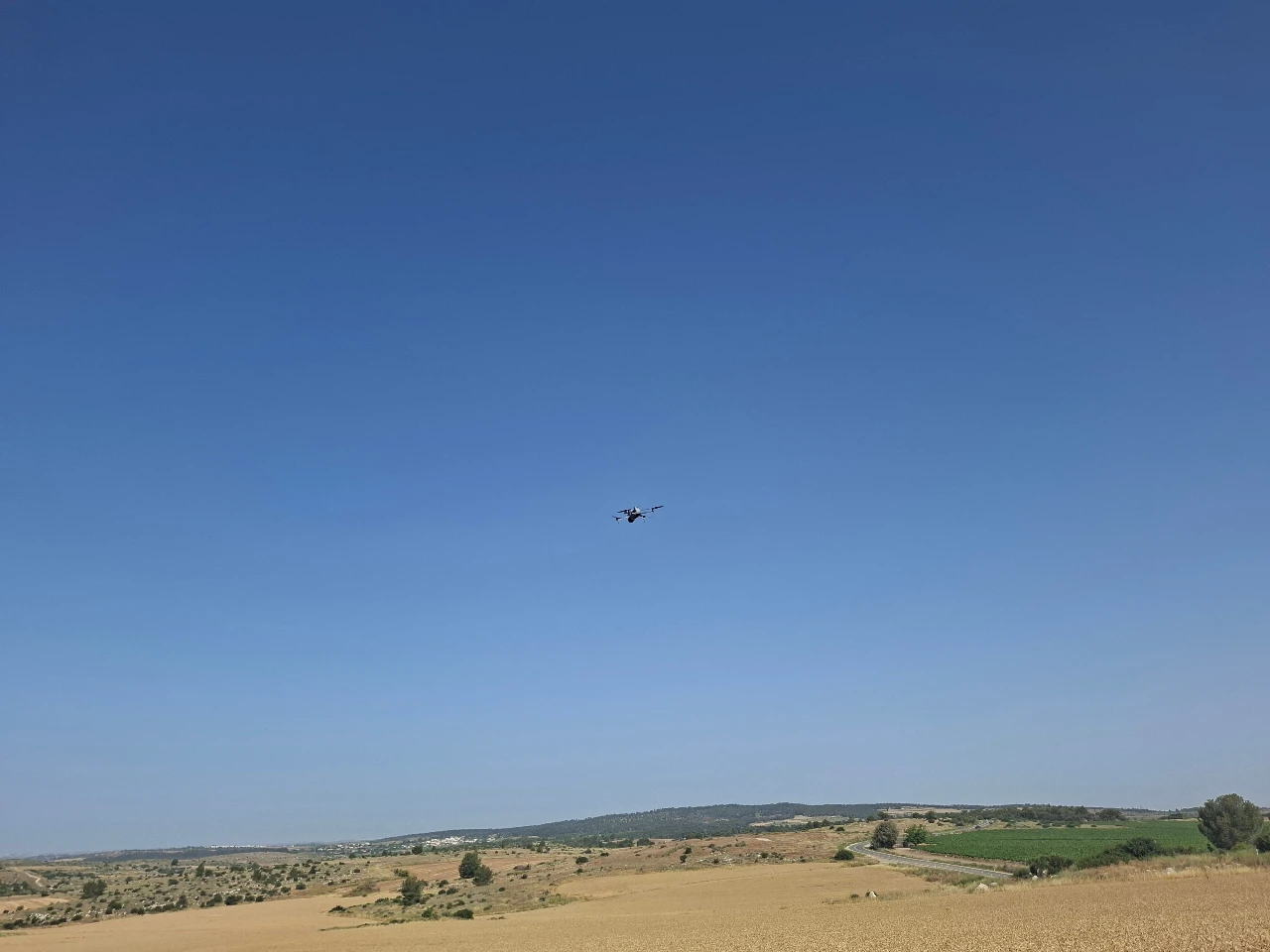 יום הטסה בשטח 1 על 1 במצב atti ללא gps 
