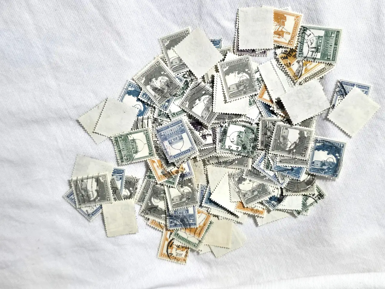 לוט גדול בולי פלשתינה