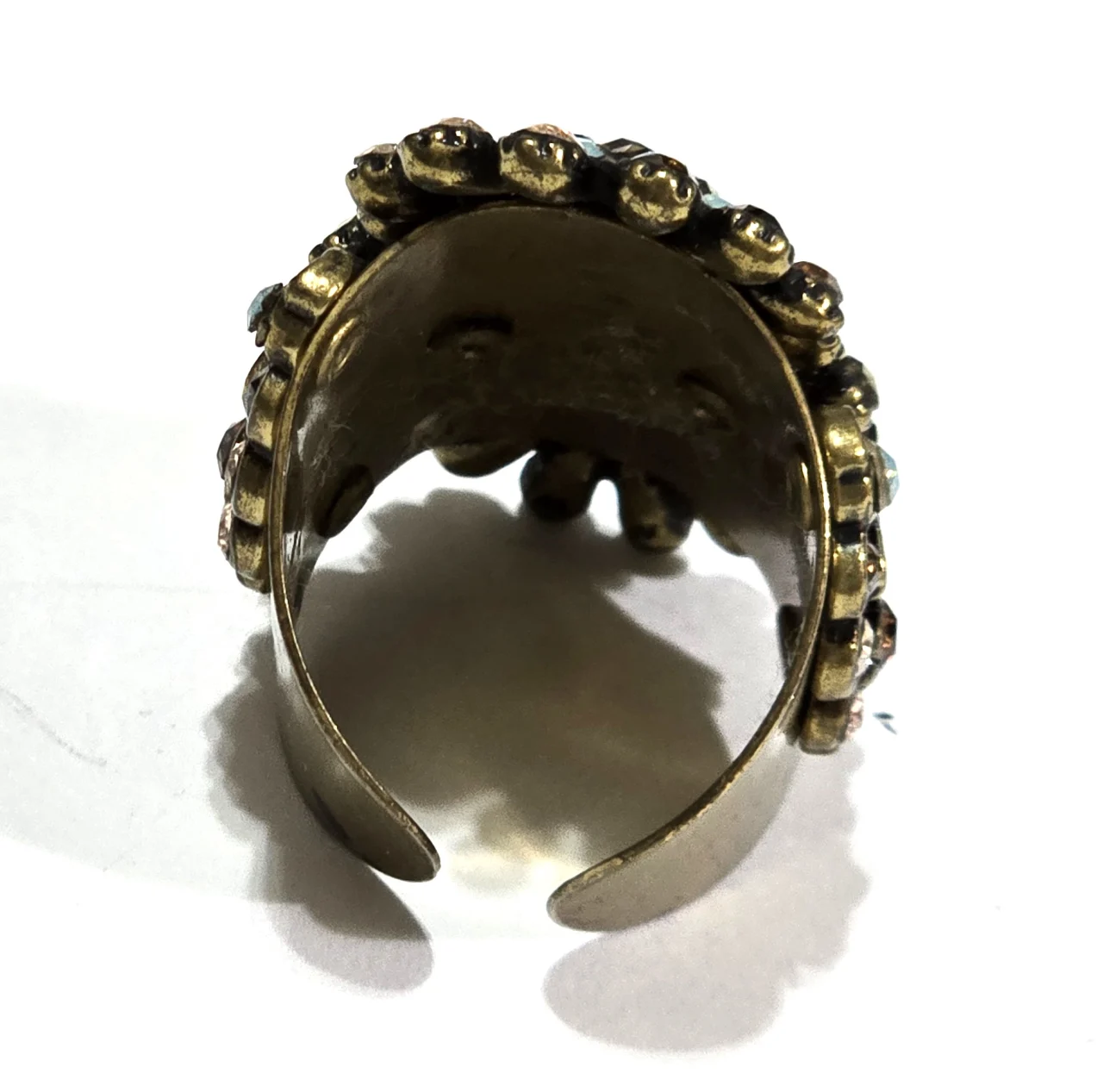 טבעת מהממת מבית מיכל נגרין שבוץ אבני סברובסקי תורכיז בצורת פרחים הטבעת מתכווננת