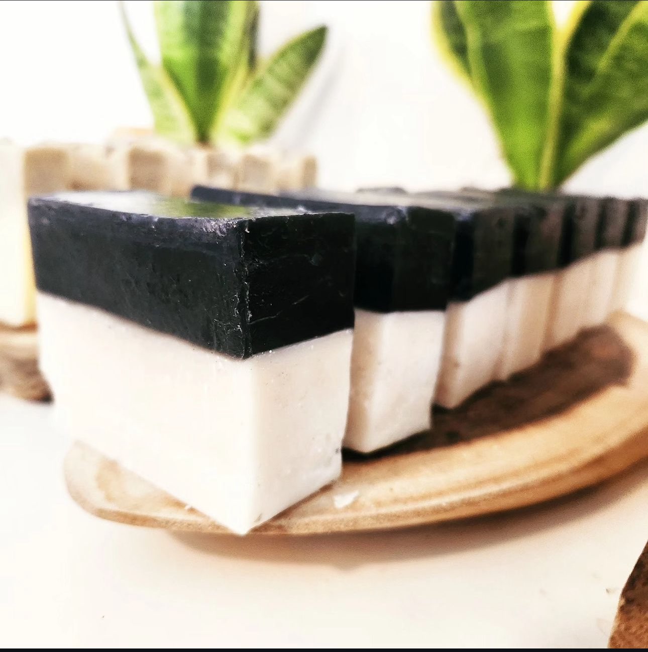 סבונים טבעיים בעבודת יד