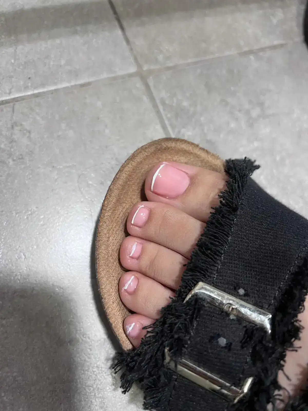 לק ג'ל מבנה אנטומי (ידיים/רגליים)