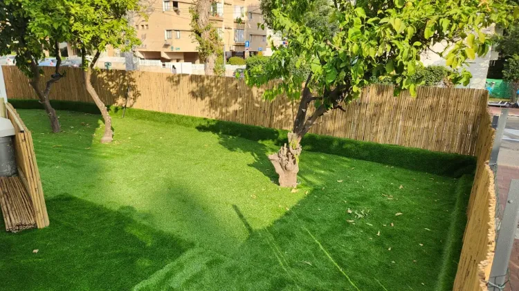 התקנת דשא סינטטי