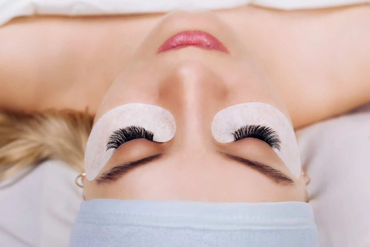 איך לבחור סוג ריסים שמתאים לך