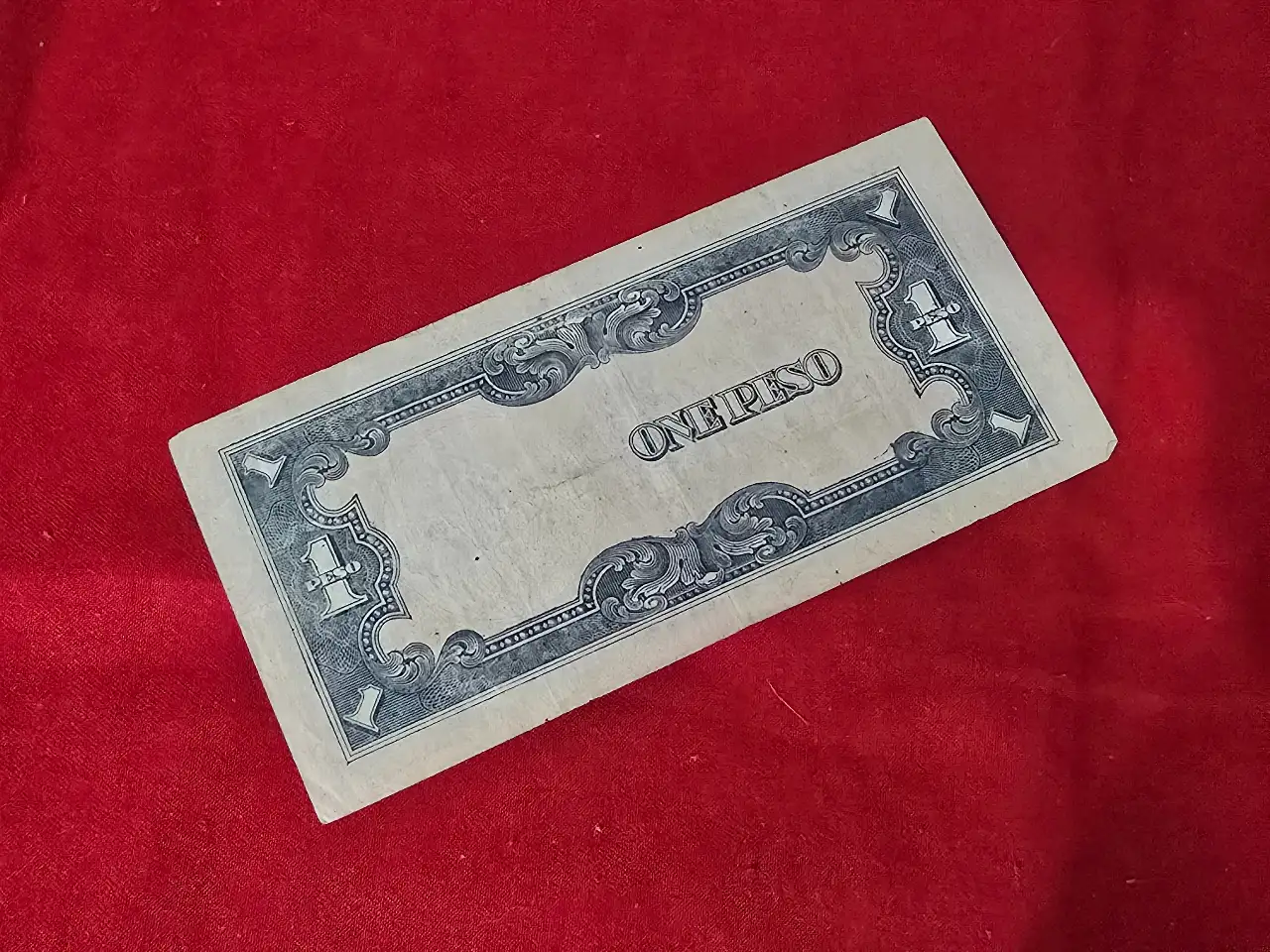 שטר ממלחמת העולם השנייה שטר של פזו אחד (One Peso) הונפק ע'י היפנים במהלך כיבוש הפיליפינים