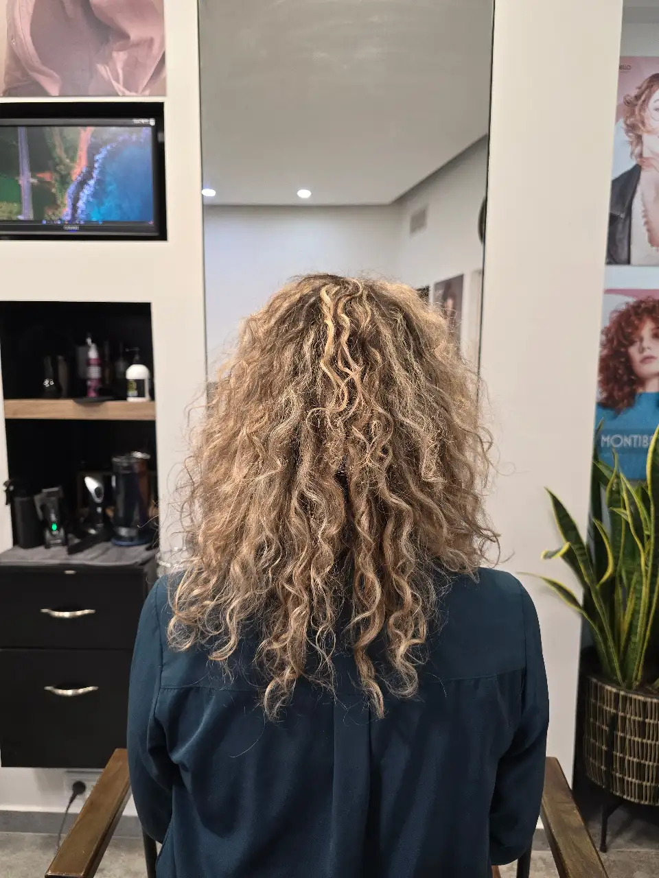 תספורות ועיצוב תלתלים