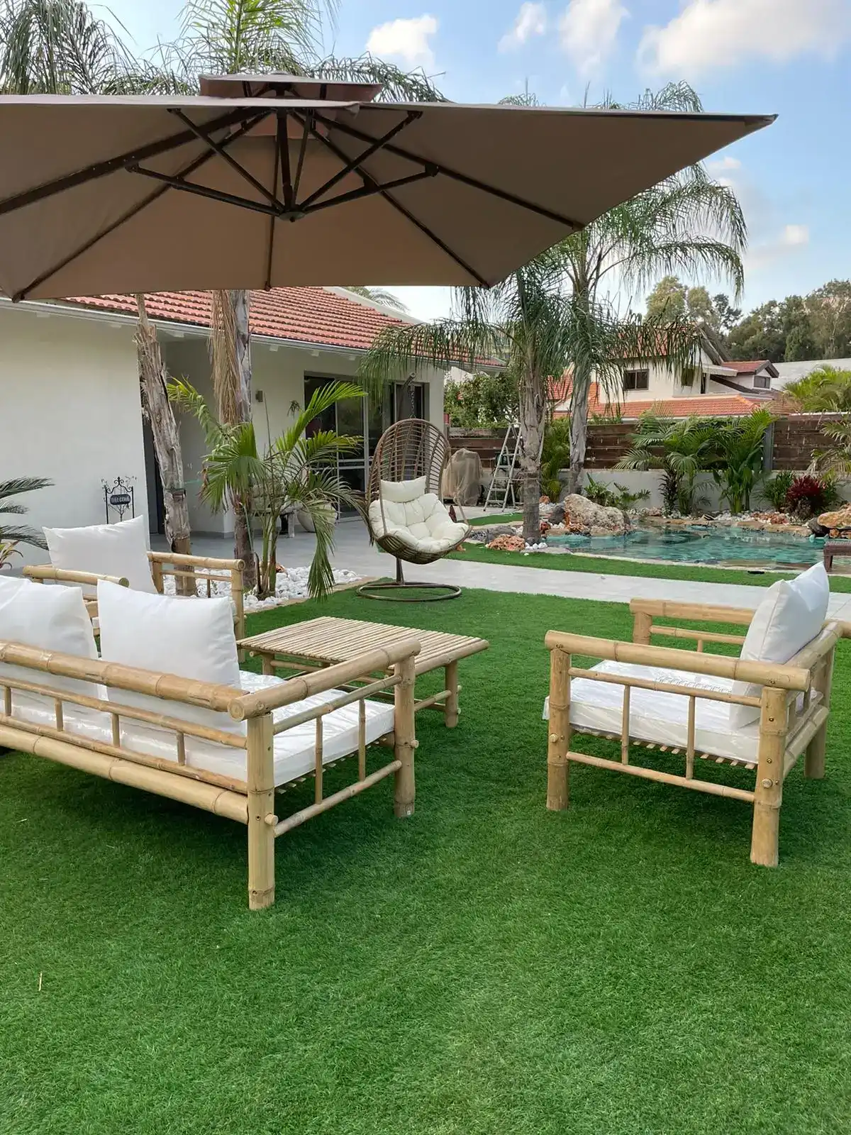  התקנת דשא סינטטי