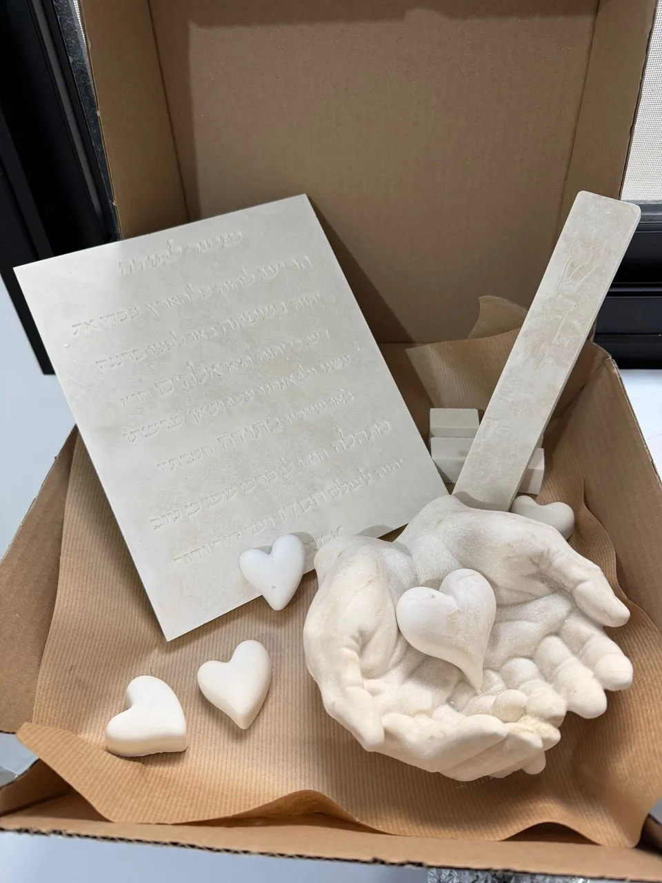 יתרונות העבודה עם בטון בעבודת יד בעיצוב הבית