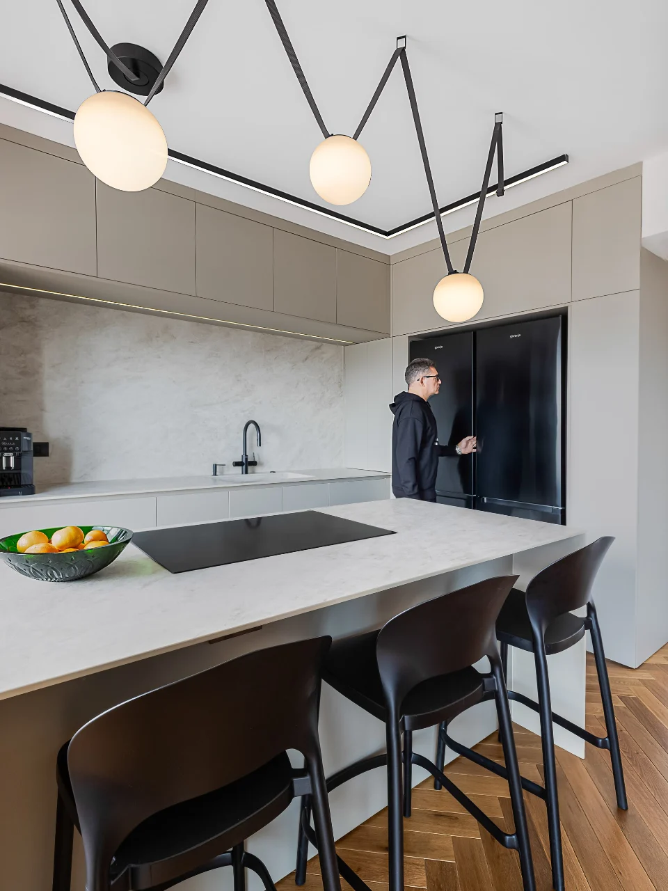 LOOM LIGHTING – SHAY HANOCH CHEF