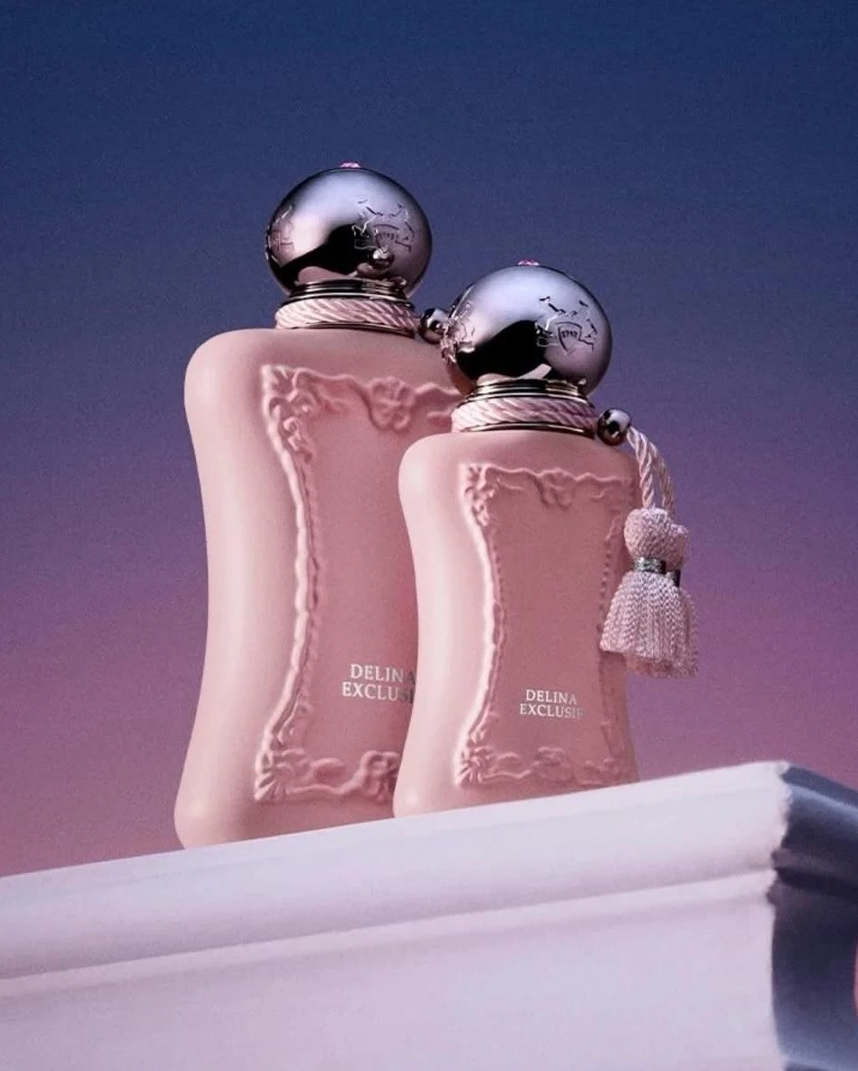 𝐏𝐚𝐫𝐟𝐮𝐦𝐬 𝐝𝐞 𝐌𝐚𝐫𝐥𝐲