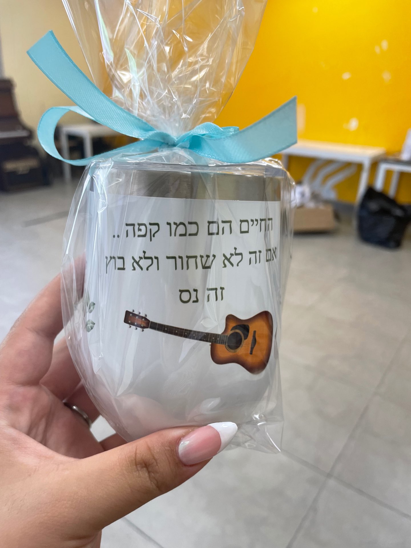 סדנת עיצוב כוסות מאג