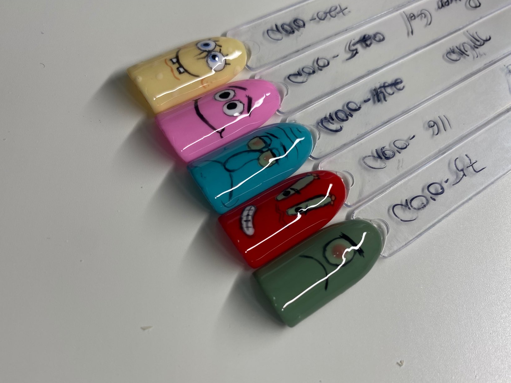 ציורים בג׳ל