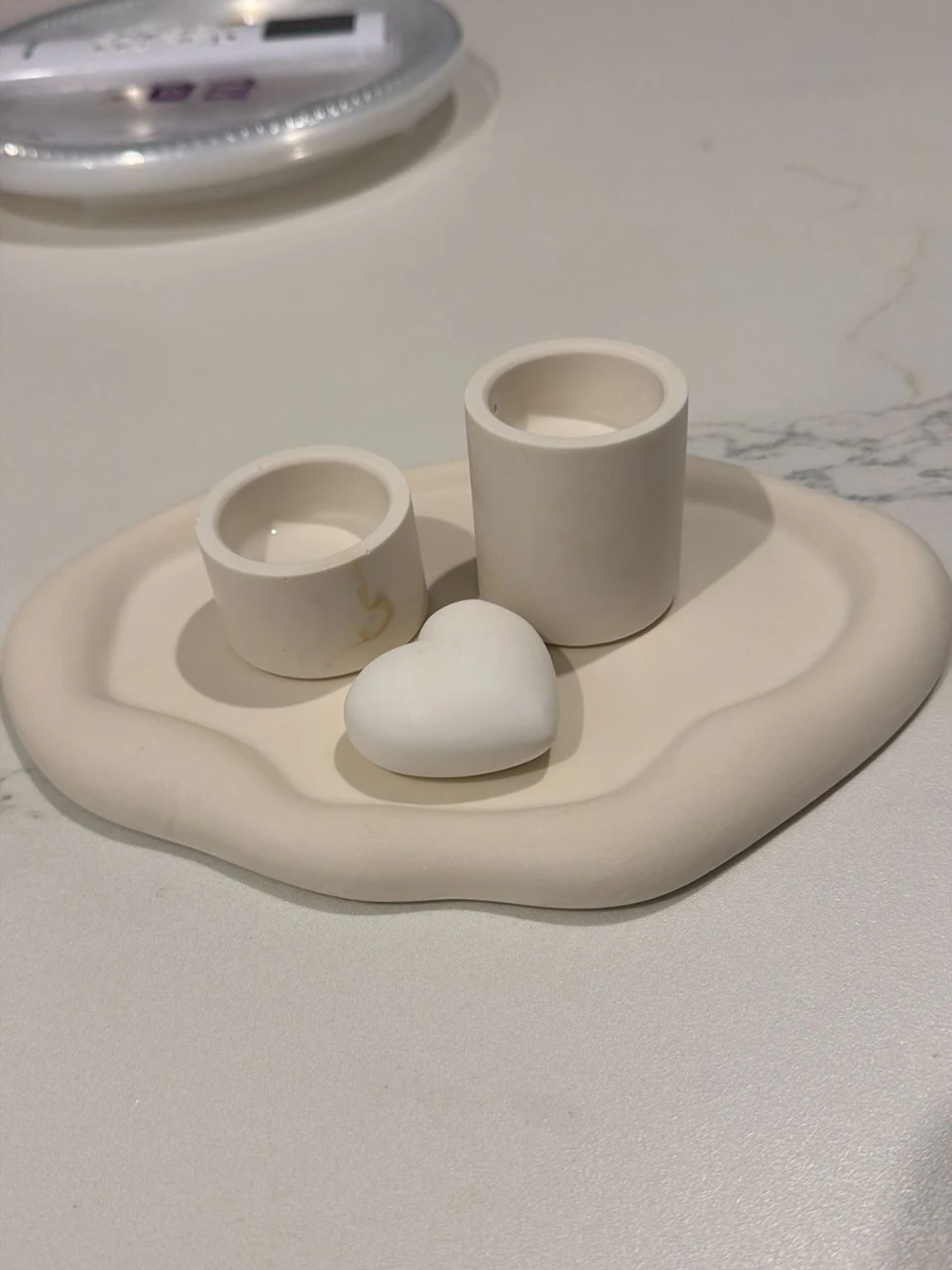 מכירת מוצרי בטון בעבודת יד בהתאמה אישית