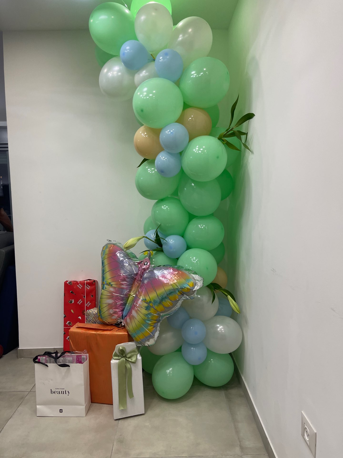 בלונים -קונספט טינקרבל 💚🧚‍♂️