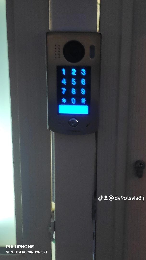 אינטרקום מגע טאצ׳