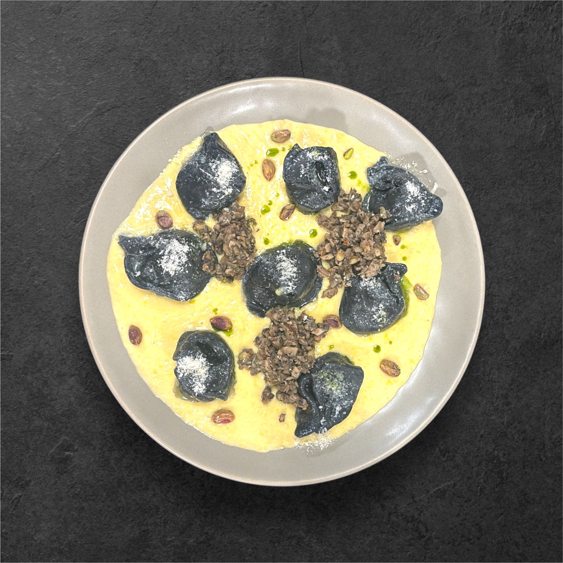 טורטליני שחור