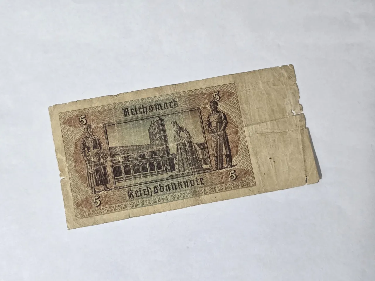 לוט של עשר שטרות מהעולם מצבים יפים